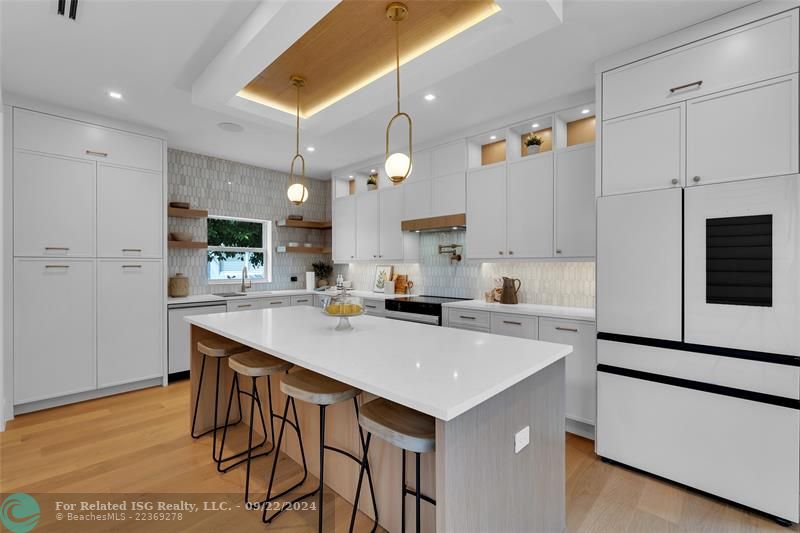 Kitchen with island