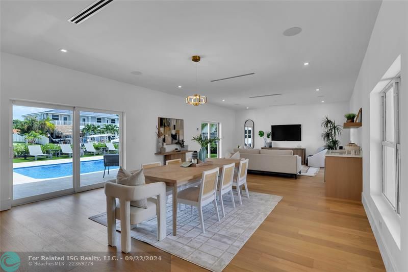 Open floor plan dining and living room