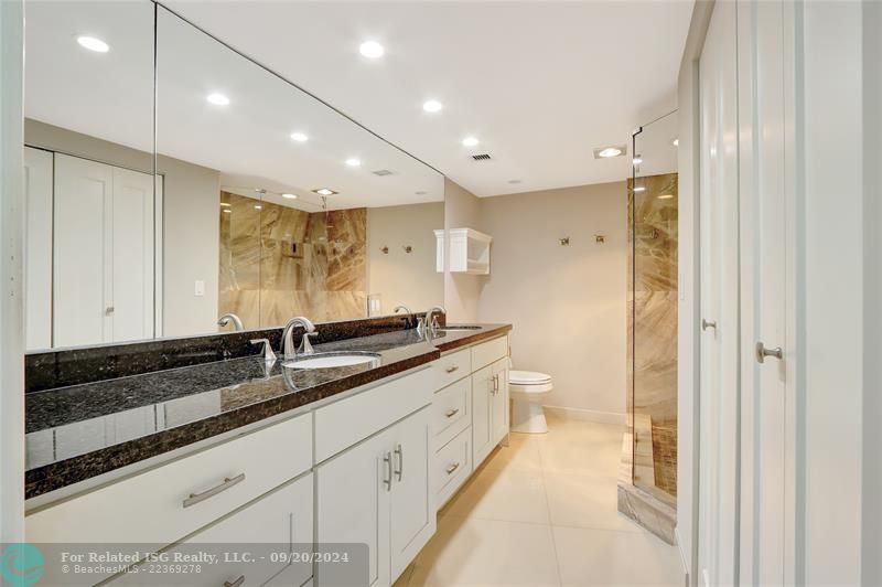 Primary EnSuite Bath