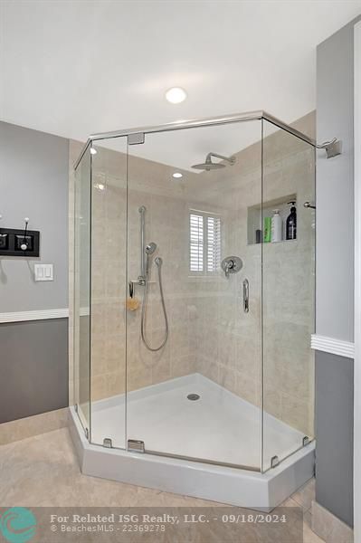 Tastefully Updated Master Bathroom! Expansive Walk-In Shower!