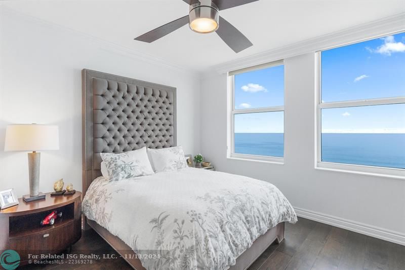 Guest Bedroom Two / Direct Ocean View