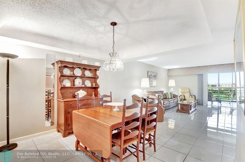 Elegant Dining & Loving Rooms Areas open to Patio & Amazing Views!