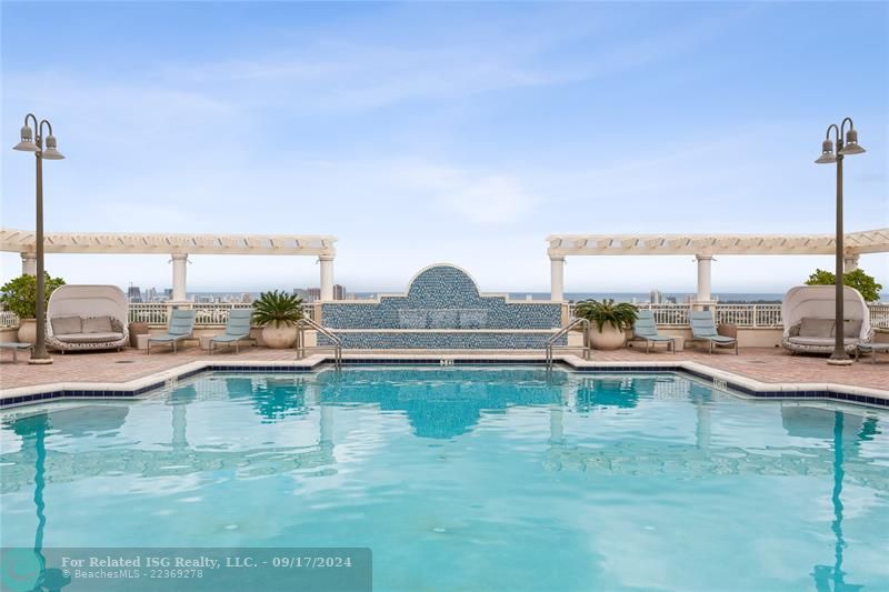 Rooftop Pool Deck