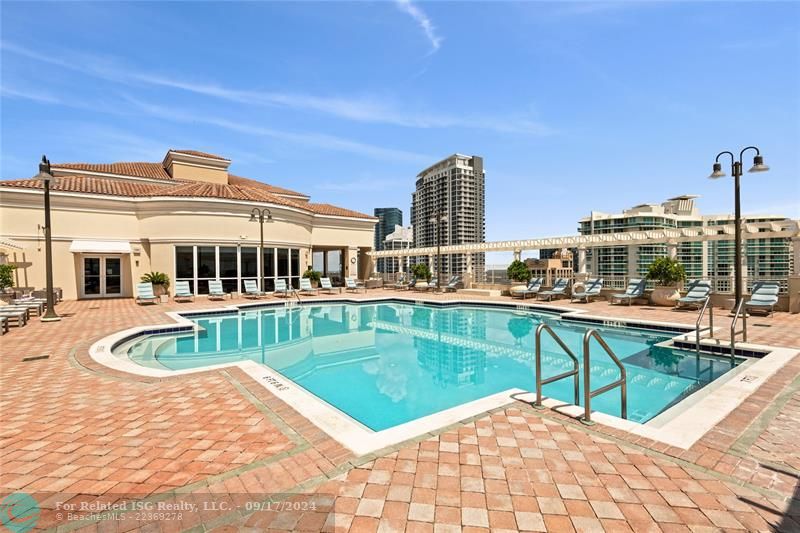 Rooftop Pool Deck