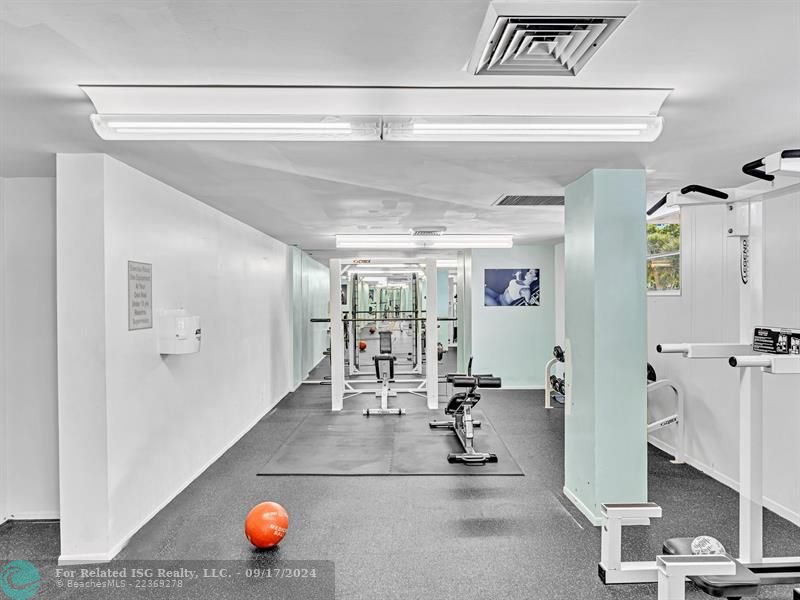 FITNESS CENTER