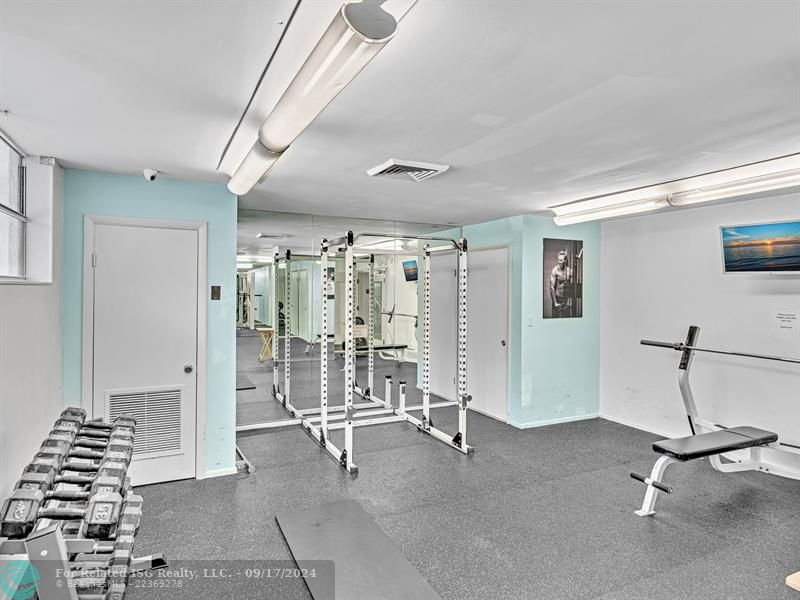 FITNESS CENTER