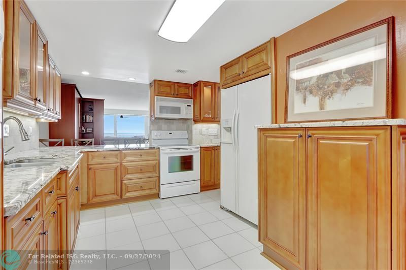 Custom Kitchen w/Window overlooking Port & City