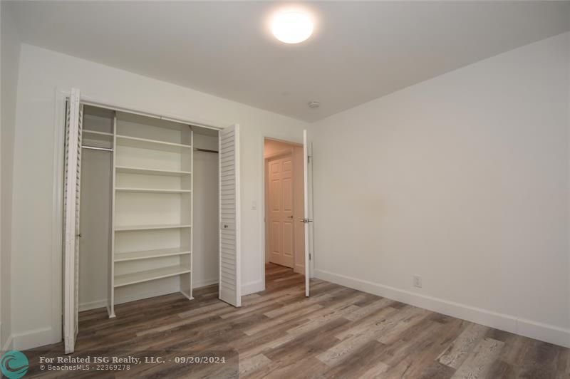 Nice 2nd bedroom with closet builtins