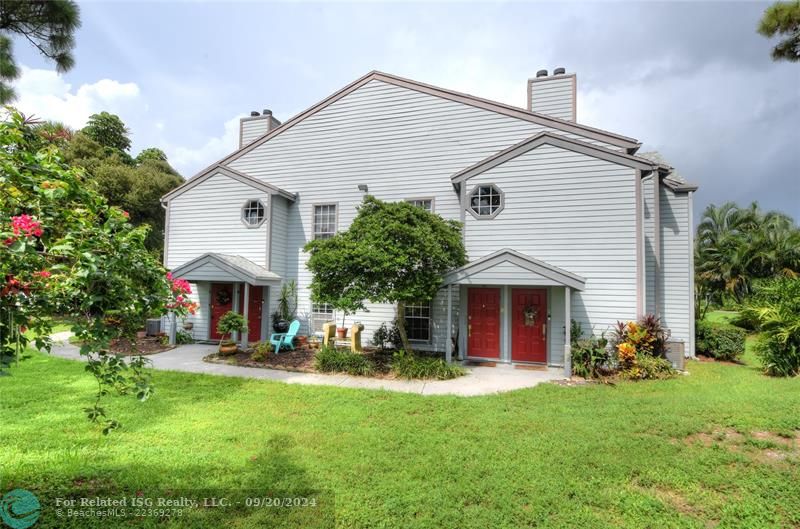 Colonial Style Building facing Hillsboro Canal