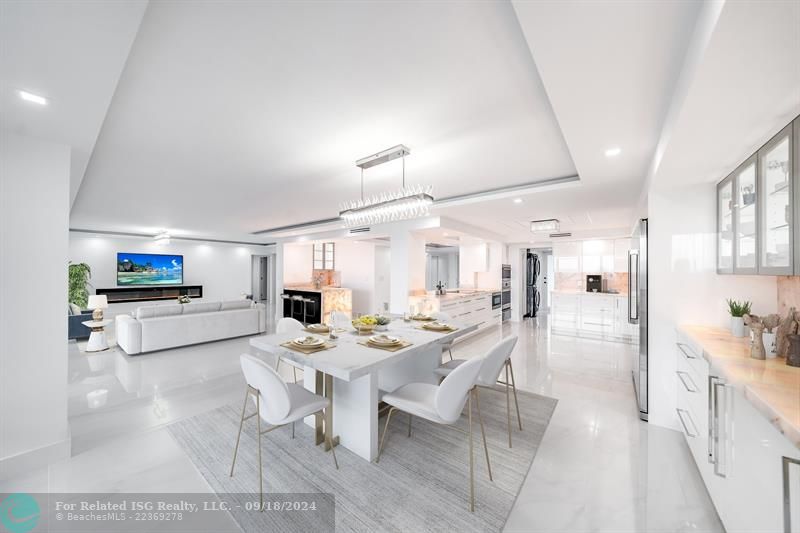 Dining room virtually staged