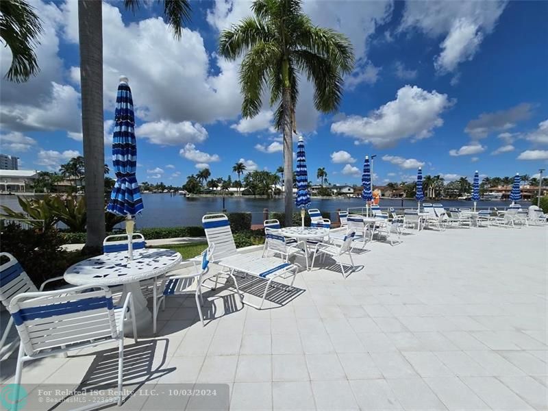 Lounge Area overlooking the Intracoastal