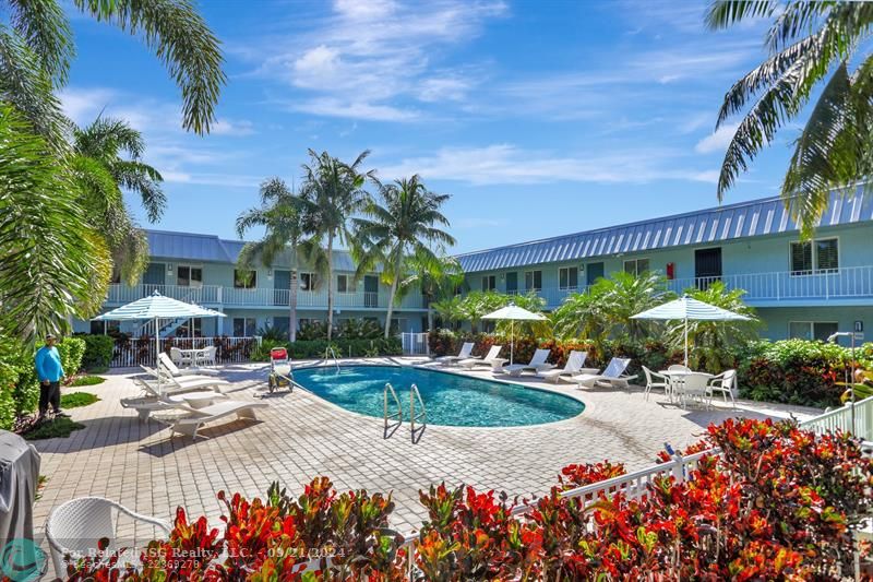 Pool area and barbecue