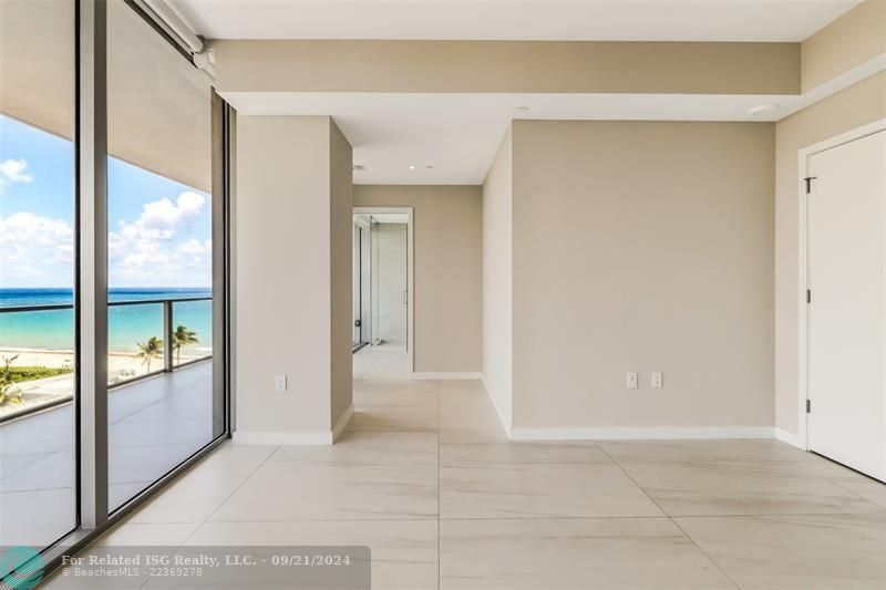 Second Bedroom Ocean views!