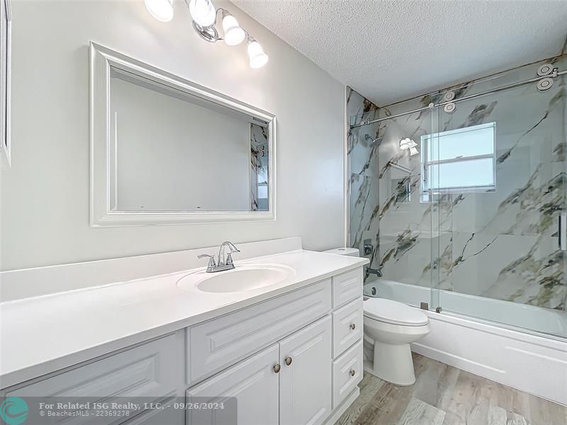 UPDATED 2ND BATHROOM WITH LARGE VANITY SPACE