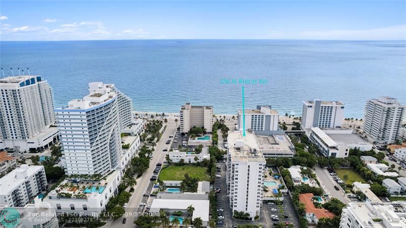 Enjoy close proximity to the Atlantic Ocean,  Intracoastal Waterways, shopping and dinning on A1A and Las Olas Blvd.