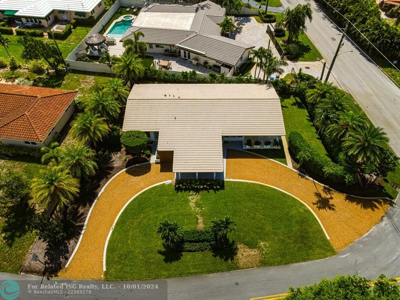 Aerial of front yard.