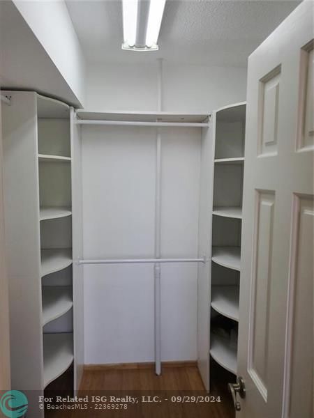 Walk in Closet