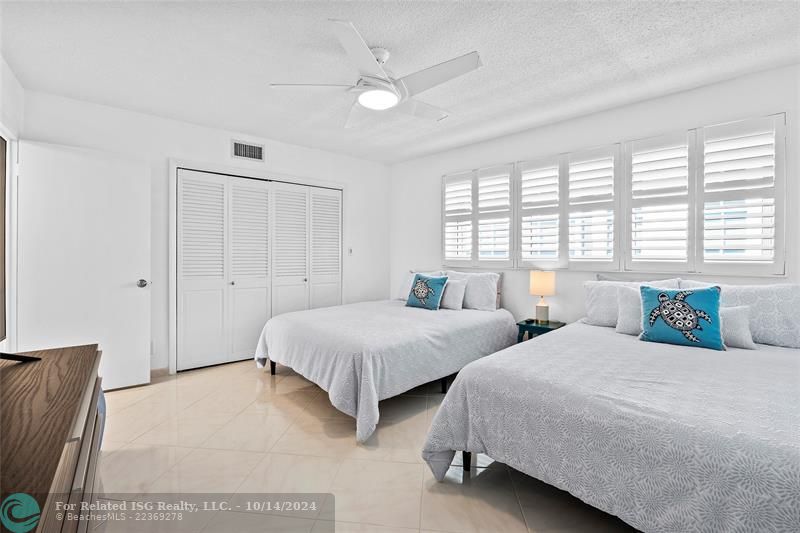 Huge 2nd Bedroom w/ Intracoastal Views