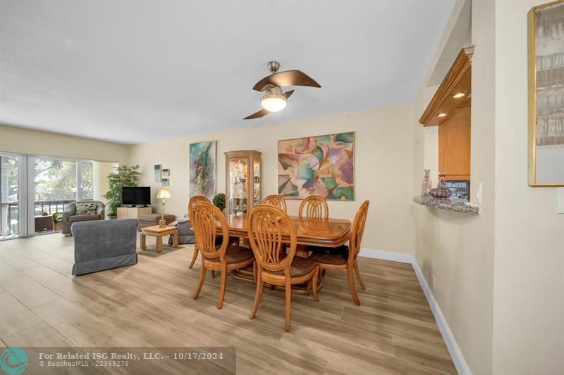 Wood Cabinetry Granite counters and stainless appliances