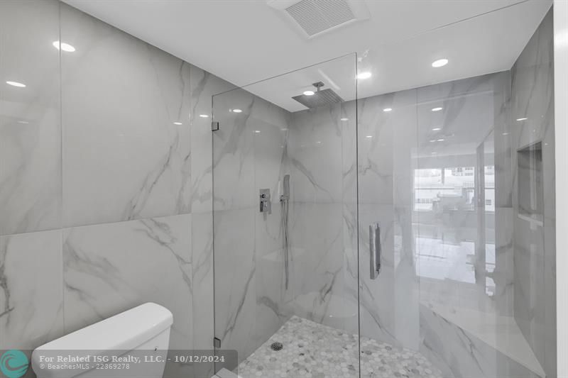 Fancy modern bathroom