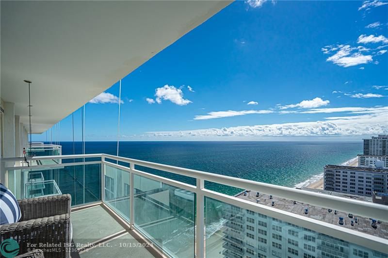 Large balcony with amazing ocean views