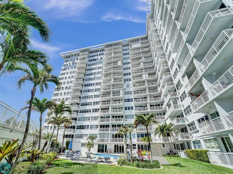 Magnificent Ocean Views from your Balcony