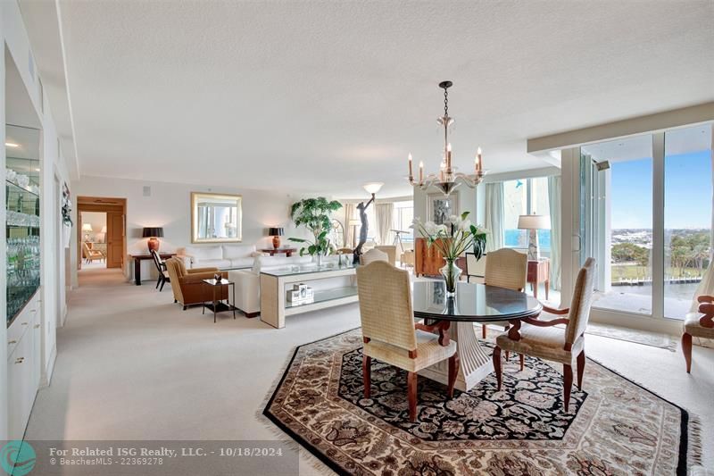 Open Concept Dining Area