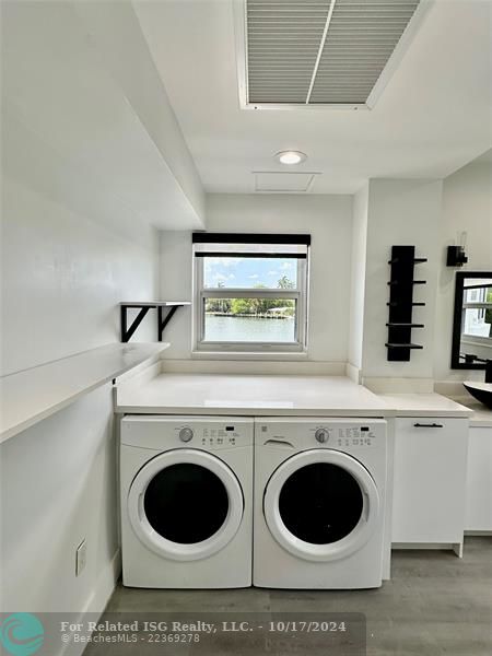 FULL SIZE WASHER/DRYER