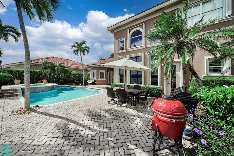 HUGE Pool Deck with Room for Dining & Grilling