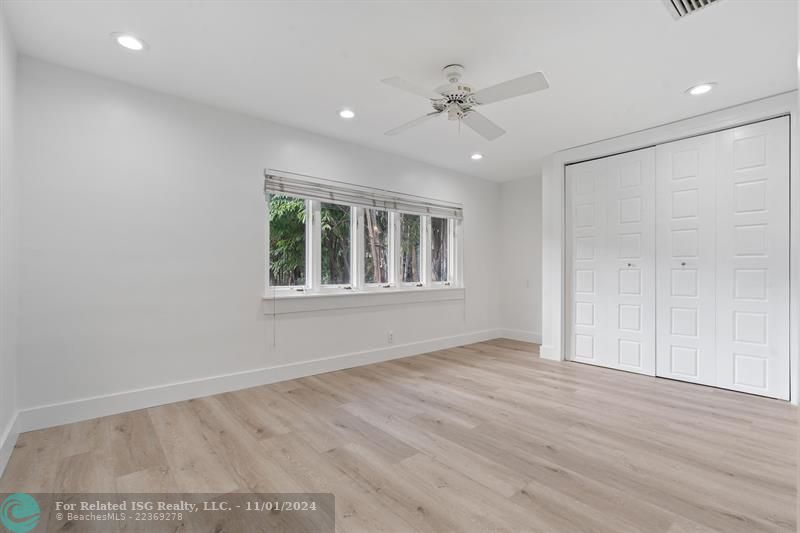 second master bedroom w/private bathroom.