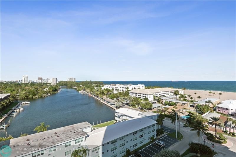 Views of the ocean, Lake Mayan and Lago Mar.