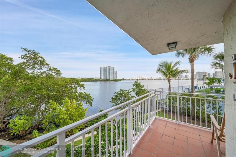 water and common yard area views.