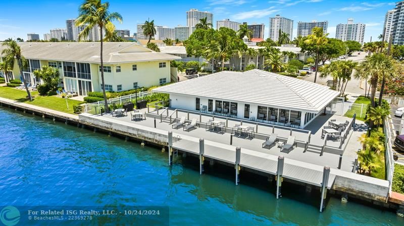 Clubhouse new dock