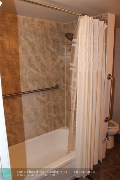 master bath shower-tub combo