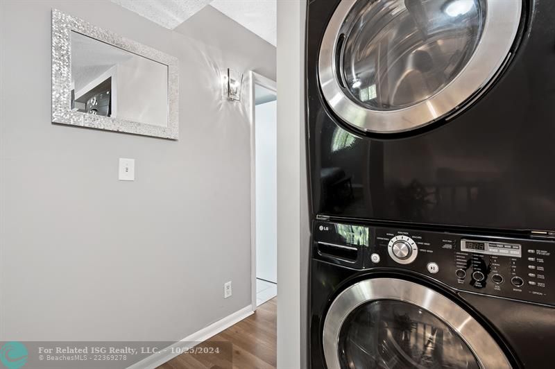 Washer & Dryer Included