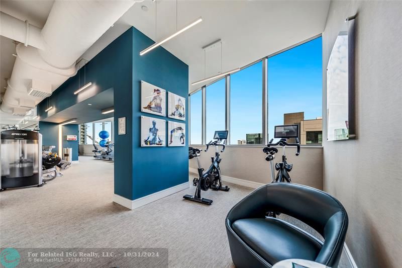 Fully appointed gym with weights & cardio on the 16th floor for great views of the city & Las Olas Blvd