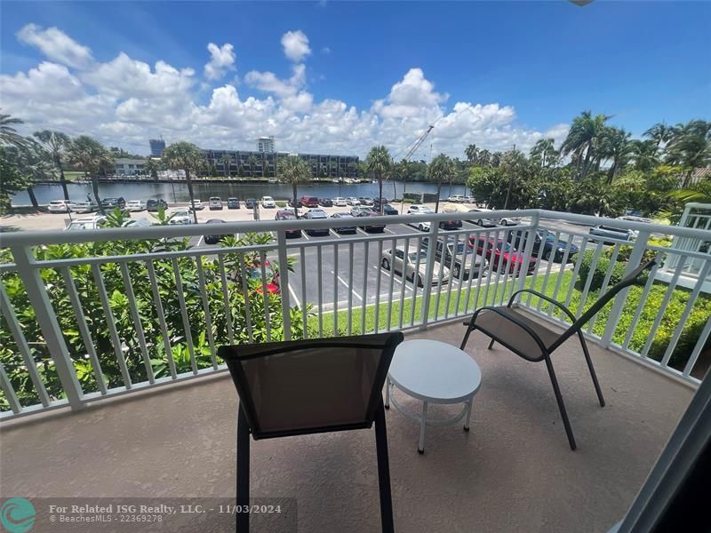 The backyard of Lago Mar Place has postcard beach views.