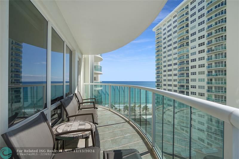 This bright corner apartment faces east/southeast and north/north west. It overlooks our under construction pool deck. When it is finished, it will be the newest pool deck on the beach featuring a brand new pool, pool deck furniture and decor.