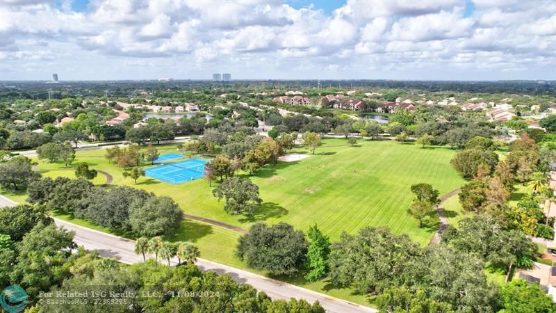 Deicke Park adjacent to community