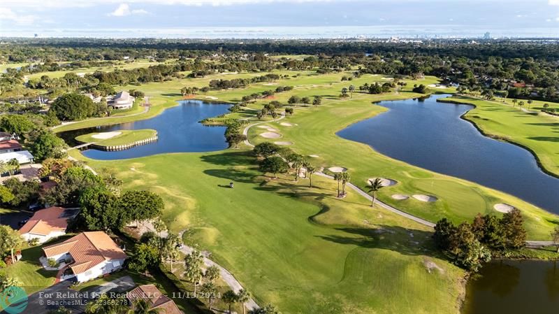 Hawthorne Village is adjacent to Plantation Preserve Golf Course and Preserve walking path