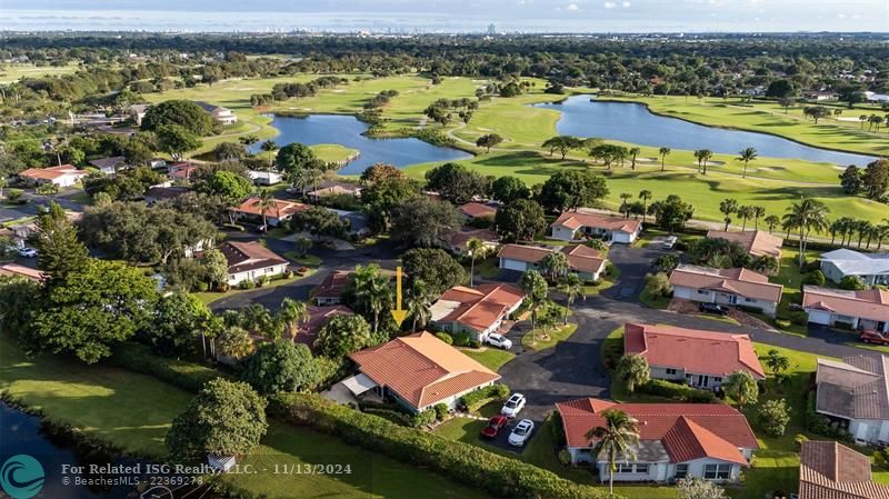 Hawthorne Village with views of golf course