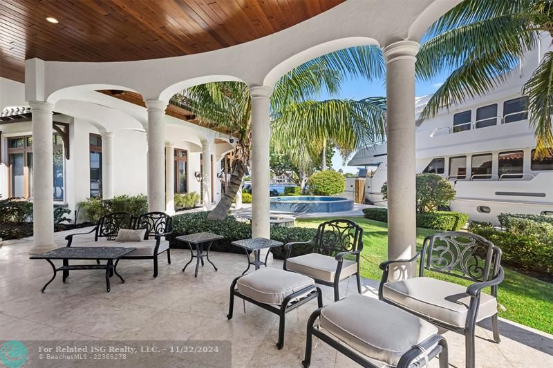 Patio/Outdoor Kitchen