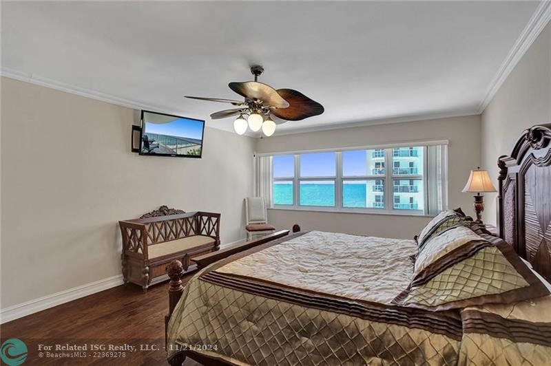 The primary bedroom: Look at those gorgeous ocean views from the bed.