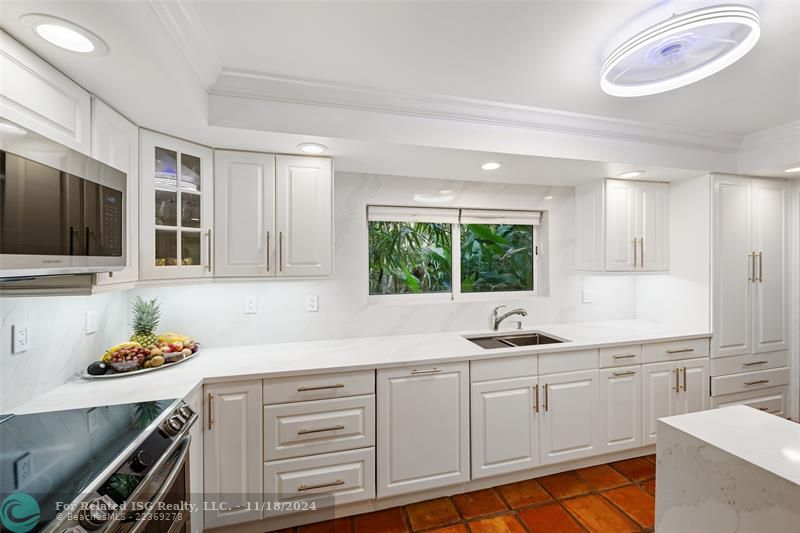 Kitchen with Wet Bar