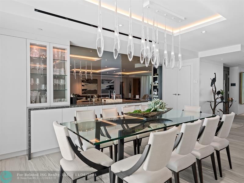 Dining Area and Wet Bar