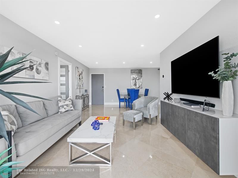 Family Room / Dining Area