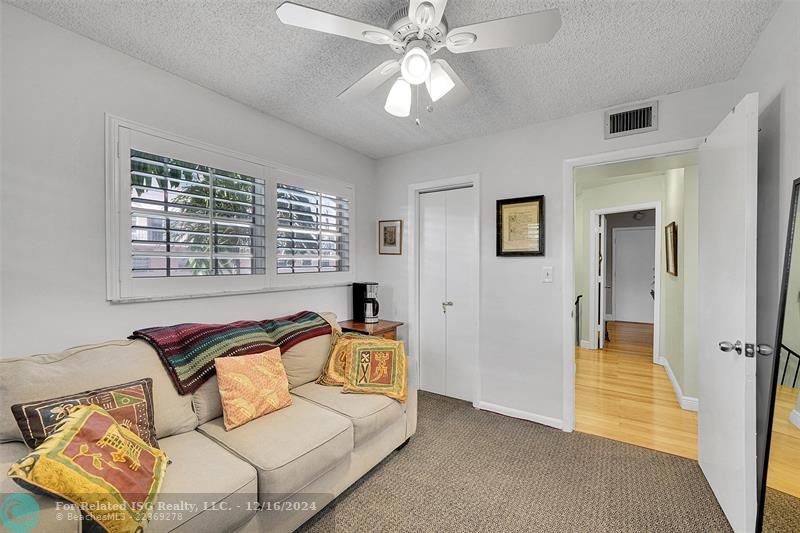 2nd Bedroom--Berber Carpet, Walk-in Closet