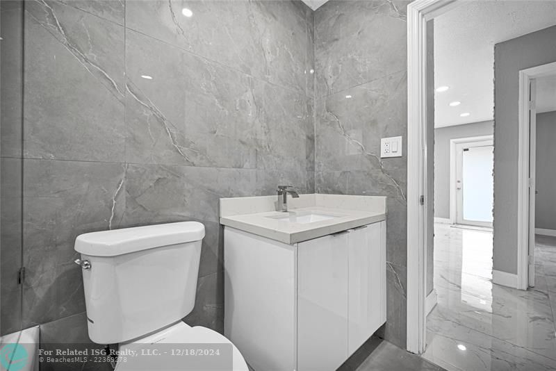 The main remodeled bathroom with jacuzzi. on the north side of the house.