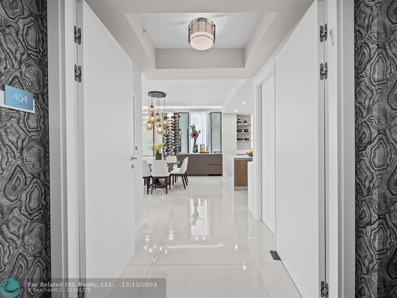 Powder Room designed by SLK Interiors