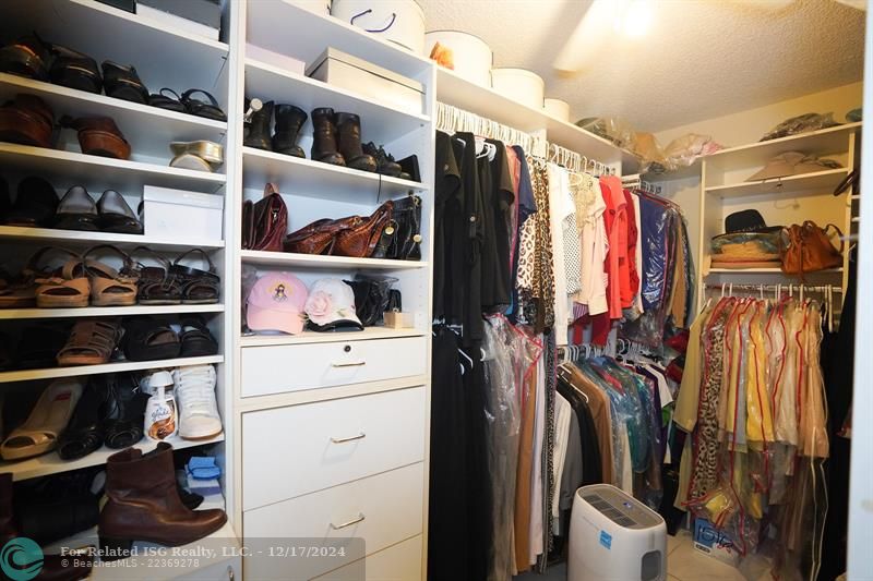 Walk in Closet